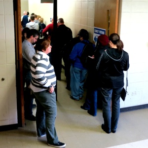 Eleitores enfrentam até 45 minutos de fila para votar - Fabiana Uchinaka/UOL