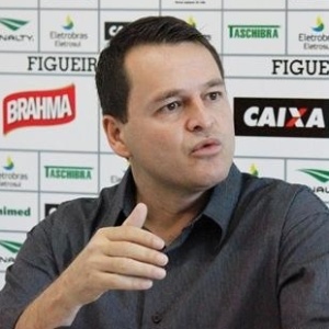 Leandro Carlos Niehues admite que o clube catarinense dará prioridade aos jovens em 2013 - Luiz Henrique/site oficial do Figueirense