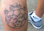 Craque português do futsal é "tiete" e exibe tatuagem em homenagem a Falcão