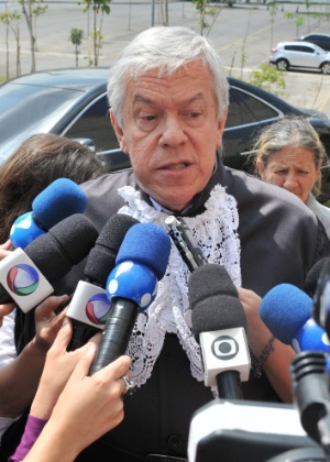 Assistente da acusação concede entrevista à imprensa no último dia de julgamento, realizado no Fórum Criminal da Barra Funda - J. Duran Machfee/Futura Press