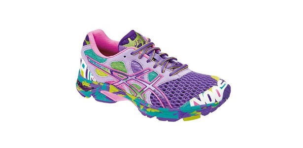 tenis asics estampado