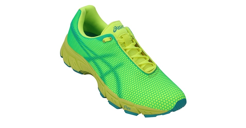 Tênis verde neon; R$ 179,90, na Asics, na Netshoes (www.netshoes.com.br). Preço pesquisado em novembro de 2012 e sujeito a alterações - Divulgação