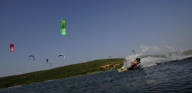 Kitesurf vem ganhando cada vez mais adeptos. Modalidade agora estará nas Olimpíadas