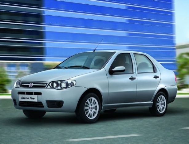 Fiat Siena Fire 1.0 - Nota A: 8.2/12 km/l na cidade; 9,8/14.1  km/l na estrada (etanol/gasolina) - Divulgação