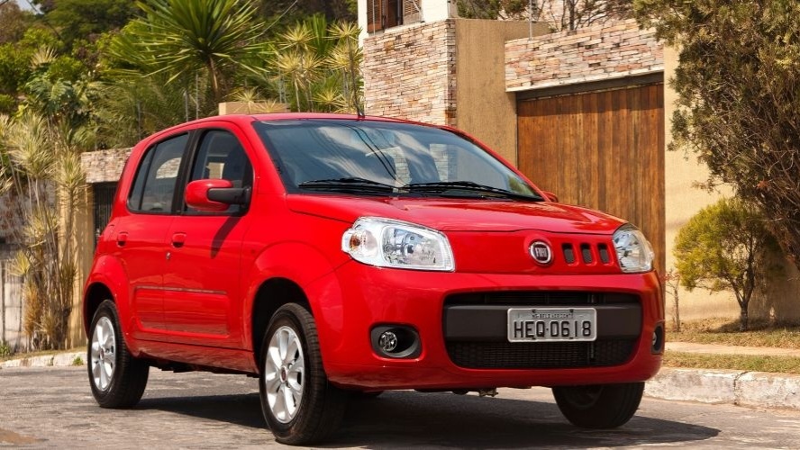Fiat Uno Evo Economy 1.4 - Nota A: 8,7/12,5 km/l na cidade; 10,4/15,2 km/l na estrada (etanol/gasolina) - Divulgação