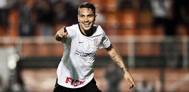 Guerrero celebra o quarto gol do Corinthians na goleada por 5 a 1 sobre o Coritiba - Leonardo Soares/UOL
