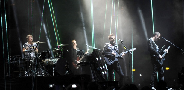 A banda Muse se apresenta no EMA 2012 em Frankfurt, Alemanha (11/11/12) - Arne Dedert/EFE/EPA