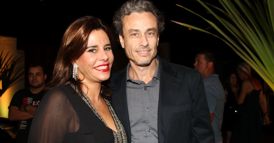 A socialite Narciza Tamborindeguy e o namorado Guilherm Fiuza chegam à festa de 40 anos de Reynaldo Gianecchini em São Paulo (10/11/12)