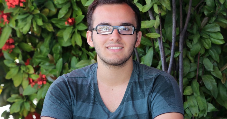 Marcel Soubkovsky, 17, vai prestar ciências da computação na Unicamp (Universidade Estadual de Campinas). Ele chegou uma hora antes da abertura do local de prova