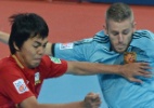 Goleiro-linha atrapalhado e japonês loiro são destaques da Copa do Mundo de Futsal