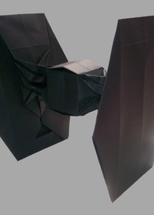 O TIE Fighter, usado por Dart Vadder - Martin Hunt