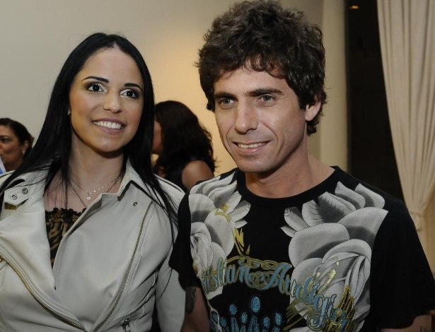 Larissa Lopes e o cantor Hudson no show de Zezé Di Camargo e Luciano em São Paulo (21/10/2010) - Francisco Cepeda/AgNews