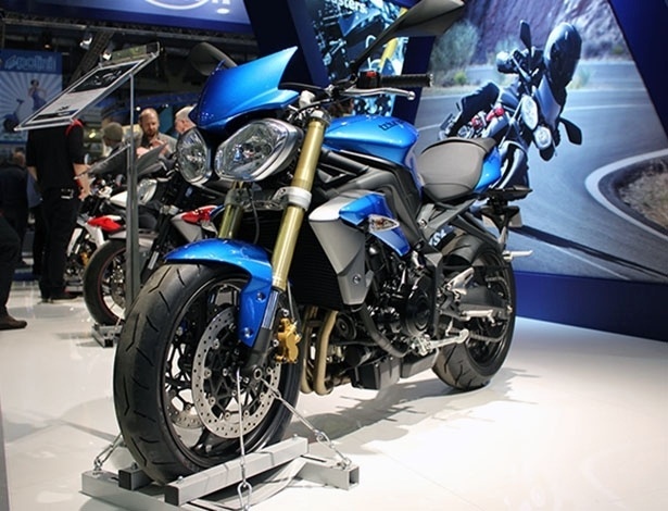 Triumph mostra suas novidades no Salão de Milão 2012 - Carlos Bazela/Infomoto