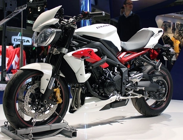 Triumph mostra suas novidades no Salão de Milão 2012 - Carlos Bazela/Infomoto