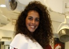 Espanhola que participou do "BBB12" volta ao Brasil e vai ao cabelereiro - Foto Rio News