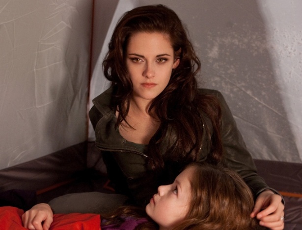 Kristen Stewart em cena de "A Saga Crepúsculo: Amanhecer - Parte 2" (2012) - Divulgação