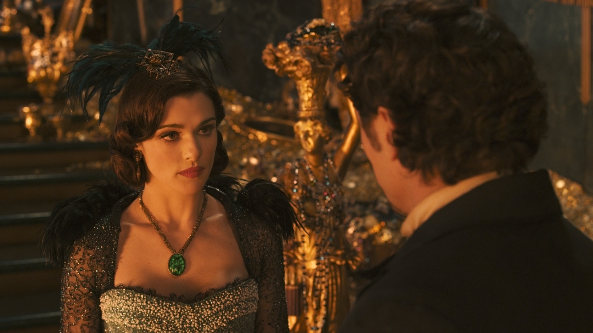 Rachel Weisz e James Franco em cena de "Oz: Mágico e Poderoso", de Sam Raimi - Divulgação