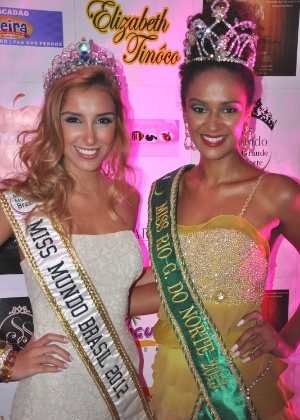 A Miss Mundo Rio Grande do Norte 2013, Heloiza Campos (dir.), posa ao lado da Miss Mundo Brasil 2012, Mariana Notarangelo (esq.) - Henrique Fontes/Divulgação