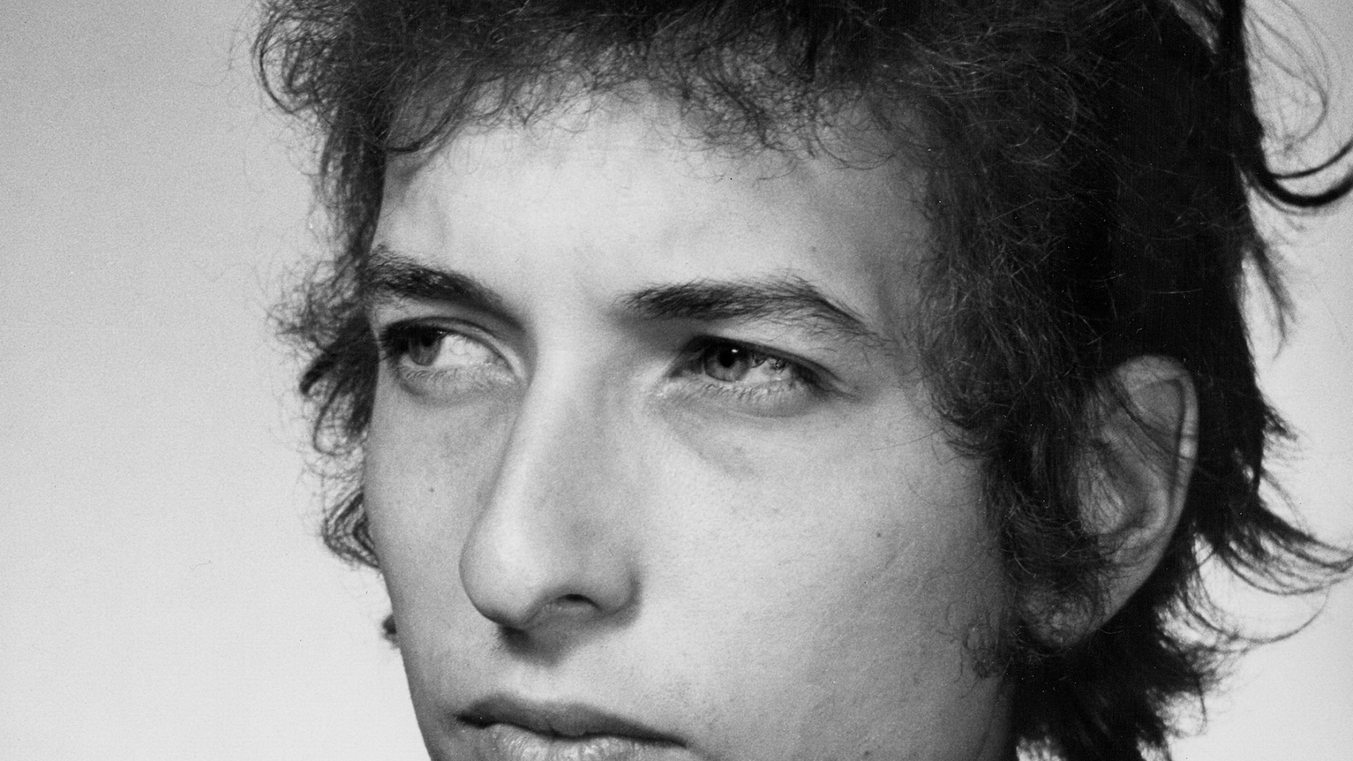 A exposição "Photographs of Bob Dylan" reúne fotos feitas por Daniel Kramer durante turnê do bardo, entre 1964 e 1965. Kramer registra a metamorfose do artista de trovador folk a ícone do rock 'n' roll - Daniel Kramer