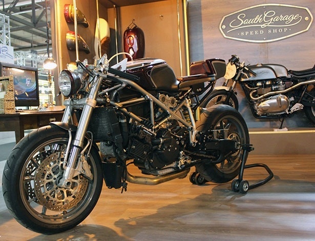 Customização no Salão de Milão 2012 - Carlos Bazela/Infomoto