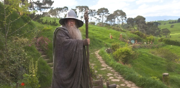 O ator Ian McKellen em cena de "O Hobbit: Uma Jornada Inesperada", que estreia em dezembro no Brasil - Divulgação