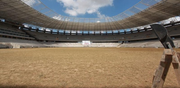 Gramado do Castelão foi plantado e estará pronto para uso na segunda quinzena de janeiro de 2013