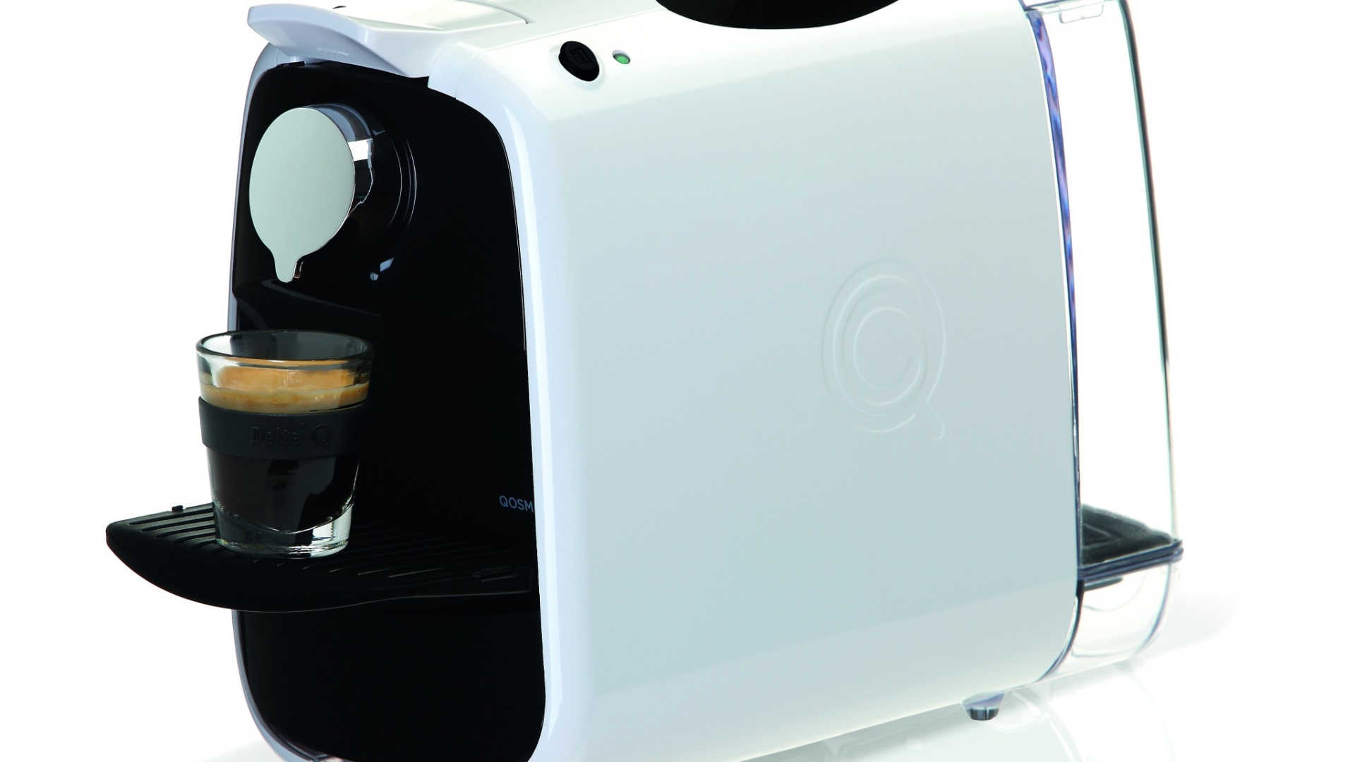 A máquina de café expresso Qosmo Gloss, da Delta Q, funciona com o uso de cápsulas da própria marca. O produto disponível nas cores branca, preta e vermelha pode ser comprado na loja online (www.mydeltaq.com) por R$ 349 I Preços pesquisados em novembro de 2012 e sujeitos a alterações - Divulgação