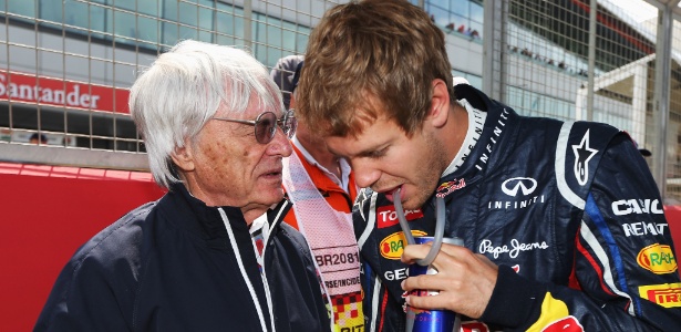 Chefe comercial da F1, Bernie Ecclestone, conversa com Sebastian Vettel -  Mark Thompson/Getty Images