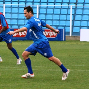 Evando fará sua última partida no sábado e deve começar o jogo com o Avaí como títular - Alceu Atherino / AVAÍ F.C.