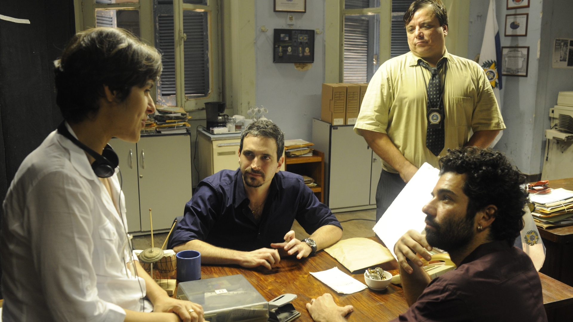 Juliana Reis conversa com elenco de "Disparos", filme brasileiro que estreia no dia 23 de novembro nos cinemas - Divulgação