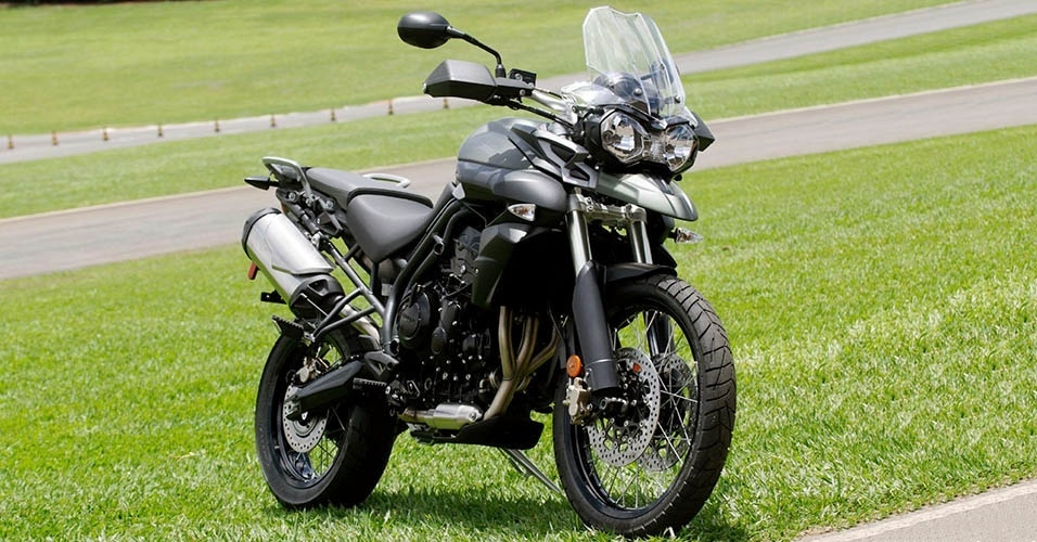 Triumph Tiger 800 XC - Doni Castilho/Infomoto