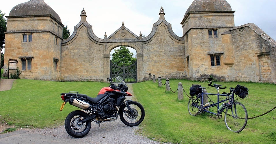 Triumph Tiger 800 XC - Arthur Caldeira/Infomoto