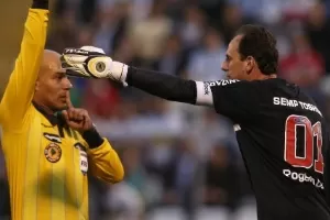 Casillas é eleito melhor goleiro do mundo; Cássio é sétimo