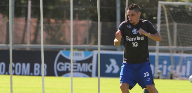 Pará é homem de confiança de Luxa e pretende permanecer no Grêmio em 2013 - Lucas Uebel/Preview.com