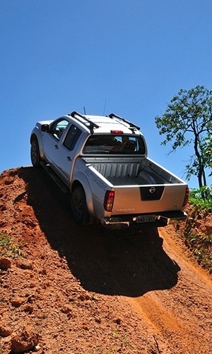 Nissan Frontier SL Attack 10 anos - Divulgação