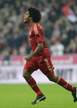 Novato aos 29 na seleção, Dante é titular no Bayern de Munique