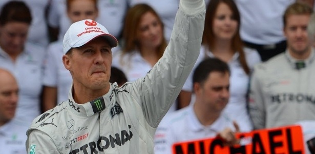 Schumacher se aposentou da F-1 em 2012, no GP do Brasil -  AFP PHOTO / YASUYOSHI CHIBA