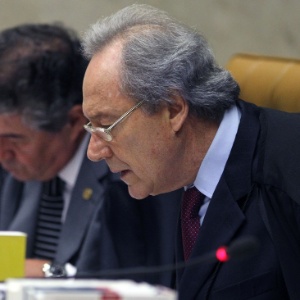 O ministro-revisor do processo do mensalão, Ricardo Lewandowski, em foto de novembro do ano passado - Roberto Jayme/UOL