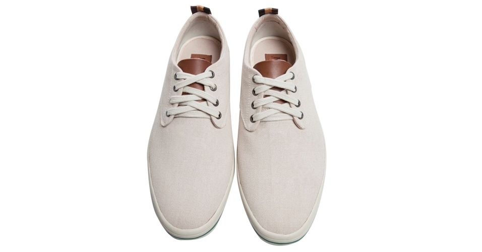 Tênis modelo Nassau; R$278, na Noir (Tel.: 11 3061-0047). Preço pesquisado em novembro de 2012 e sujeito a alterações - Divulgação