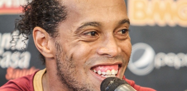 Ronaldinho renovou contrato e vai jogar a Libertadores pelo Atlético-MG em 2013 - Bruno Cantini/Site do Atlético-MG