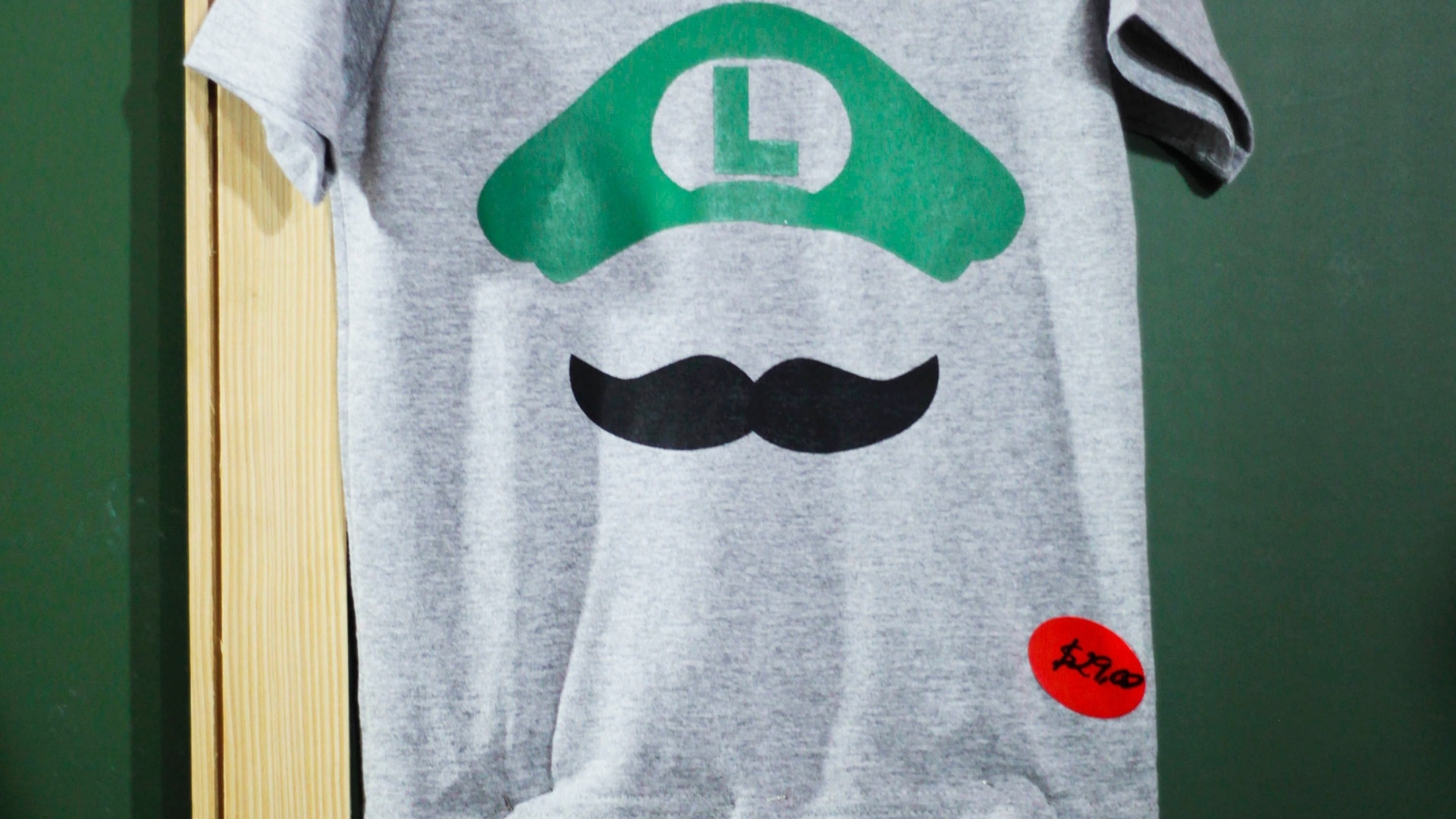 27.nov.2012 - roupa infantil da Feira de Moda e Decoração Infantil Ópera, de São Paulo - Fernando Donasci/UOL