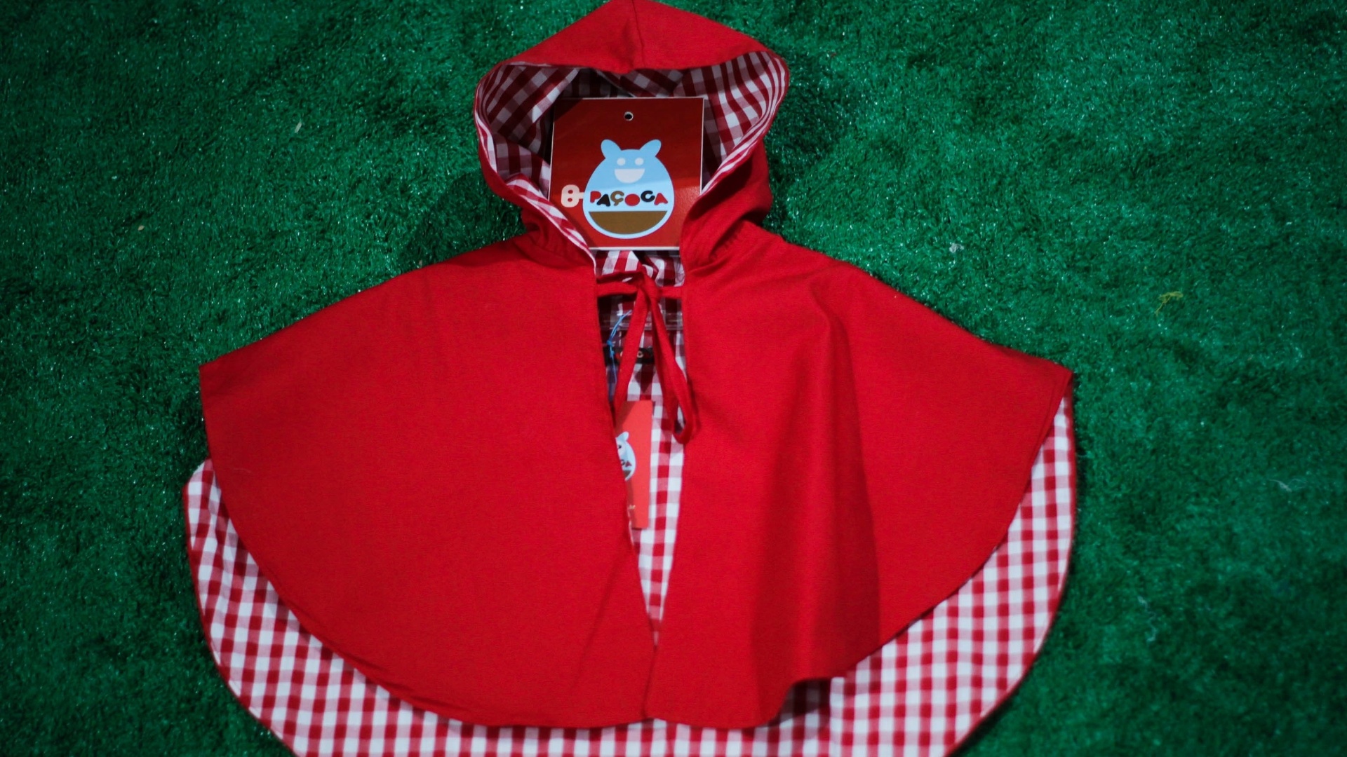 27.nov.2012 - roupa infantil da Feira de Moda e Decoração Infantil Ópera, de São Paulo - Fernando Donasci/UOL