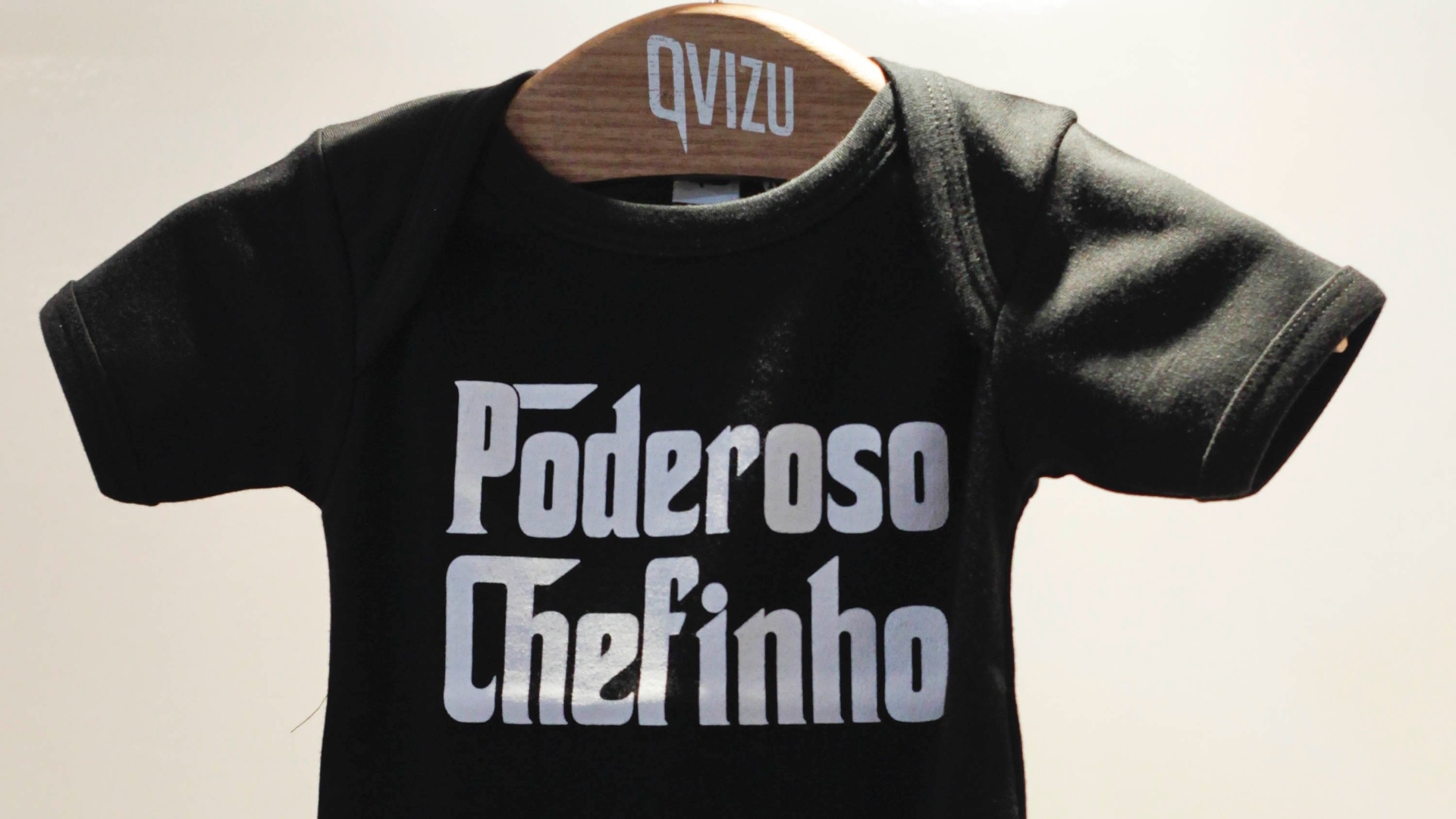 27.nov.2012 - roupa infantil da Feira de Moda e Decoração Infantil Ópera, de São Paulo - Fernando Donasci/UOL