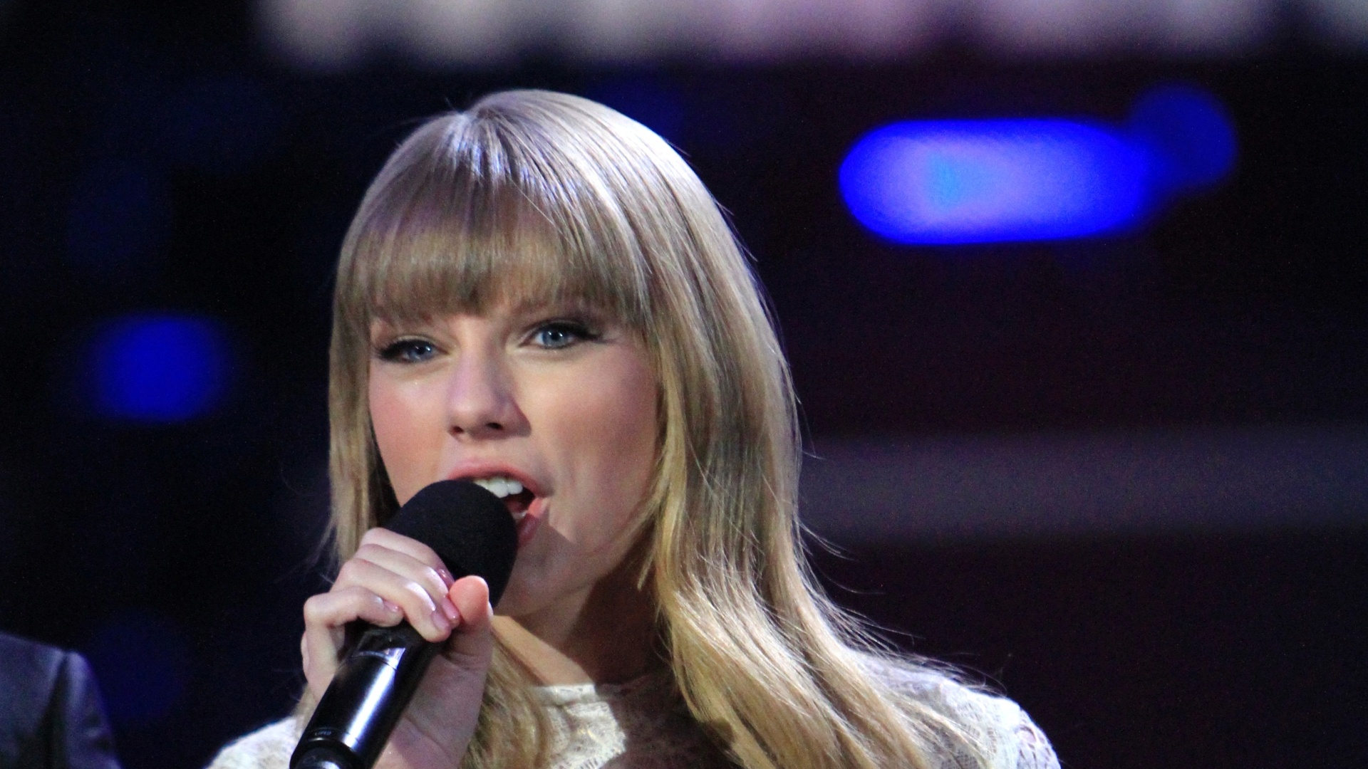 5.dez.2012 - Taylor Swift durante a cerimônia dos indicados ao Grammy 2013. A 55ª edição dos prêmios Grammy acontecerá no dia 10 de fevereiro no Staples Center, em Los Angeles - Wade Payne/Invision/AP