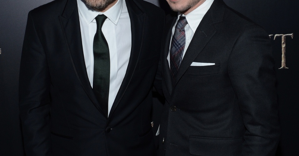 6.dez.2012 - Andy Serkis e Elijah Wood no tapete vermelho da pré-estreia de 
