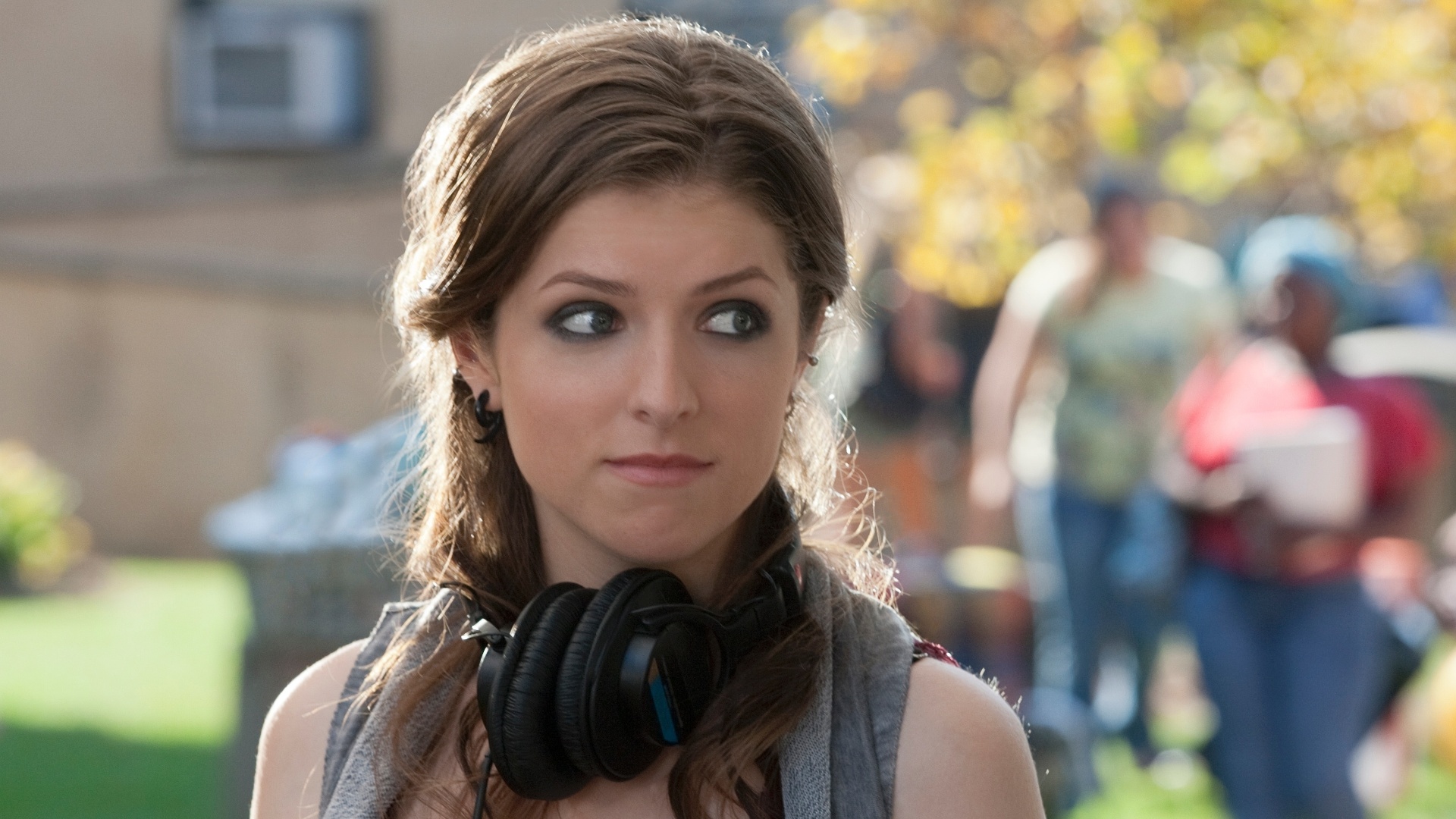 6.dez.2012 - Cena da comédia "A Escolha Perfeita", de Jason Moore, estrelada por Anna Kendrick e Rebel Wilson - Universal / Divulgação