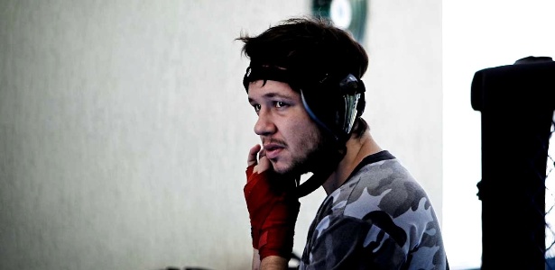 Bruno KLB tentará sua segunda vitória no MMA neste sábado, em Uberlândia (MG) - Leandro Moraes/UOL