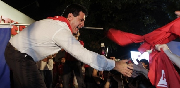 Horacio Cartes, do Partido Colorado, novo presidente do Paraguai - Jorge Adorno/Reuters