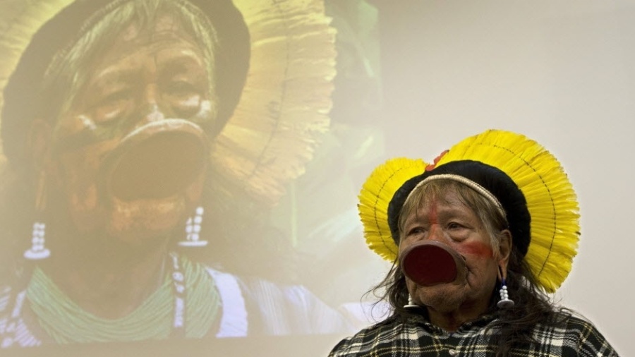 10.dez.2012 - O líder indígena caiapó Raoni participa de coletiva de imprensa em Genebra, na Suíça - Salvatore Di Nolfi/Efe