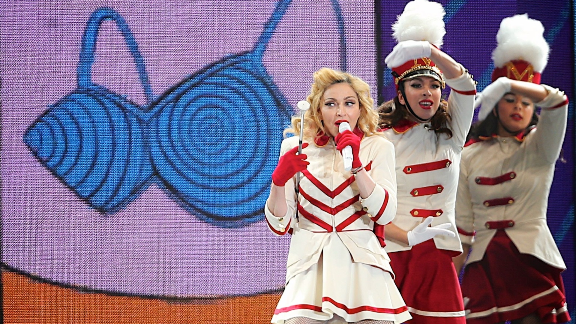 9.dez.2012 - A diva pop também passou por Rio de Janeiro e São Paulo com sua turnê "MDNA Tour" - Jefferson Bernardes/UOL